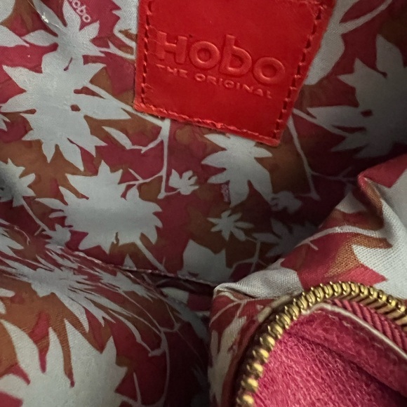 HOBO Purse Shoulder Bag Maroon - burgundy Wine color soft leather - Picture 6 of 9